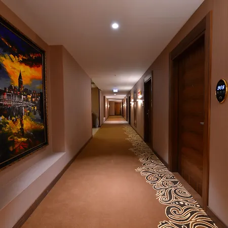 Hotel Clarion Mahmutbey 5*