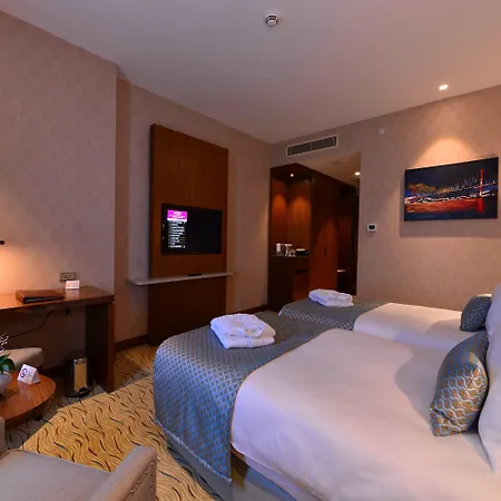 ホテル Clarion Mahmutbey