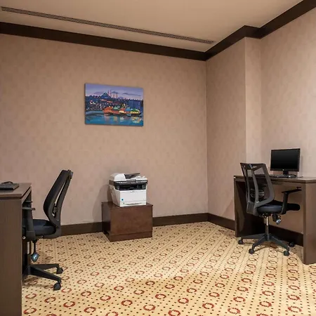 Clarion Mahmutbey 5* イスタンブール