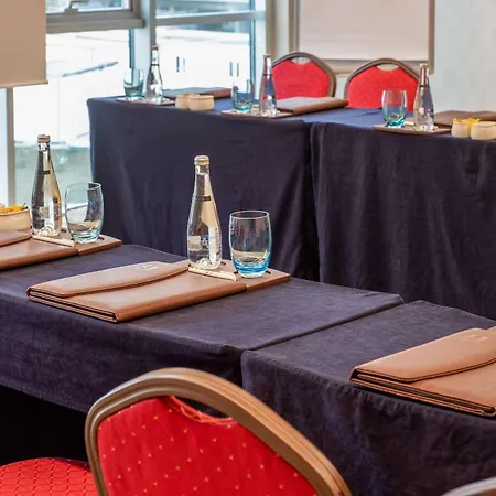 Clarion Mahmutbey ホテル