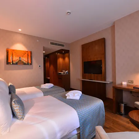Clarion Mahmutbey 5* Isztambul