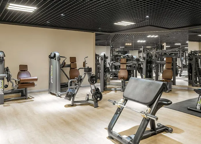 Clarion Mahmutbey Отель Стамбул