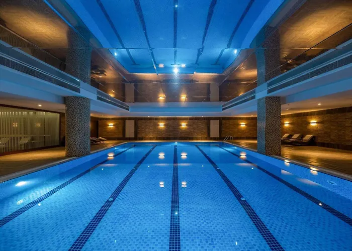 Clarion Mahmutbey Отель Стамбул