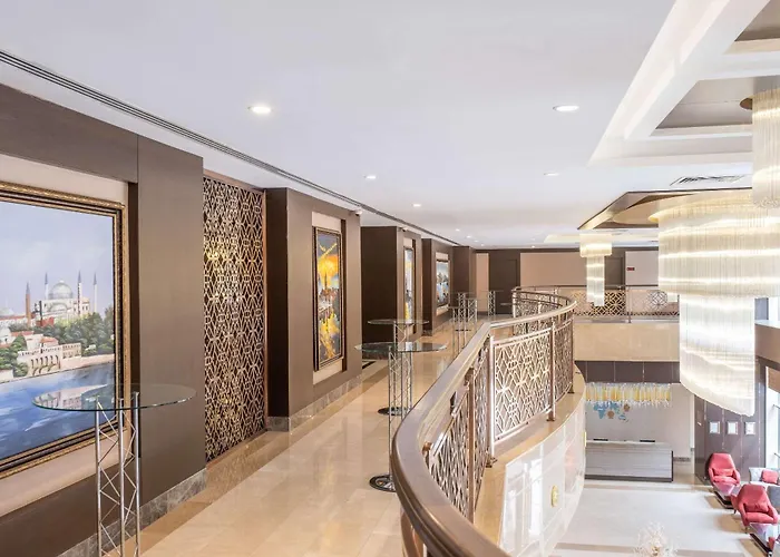 Отель Clarion Mahmutbey Стамбул