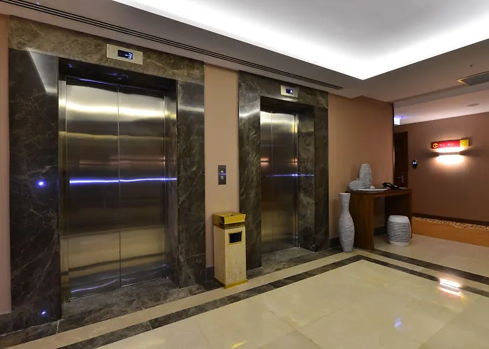 Отель Clarion Mahmutbey