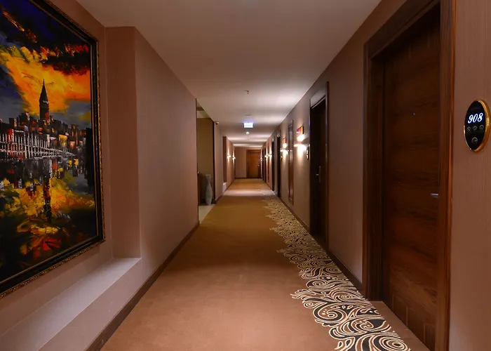 Отель Clarion Mahmutbey 5*