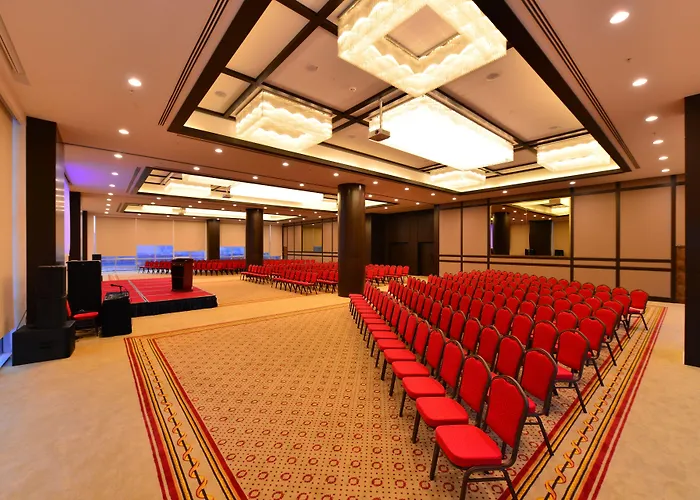 Clarion Mahmutbey Стамбул