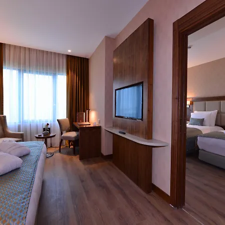Hotel Clarion Mahmutbey 5*